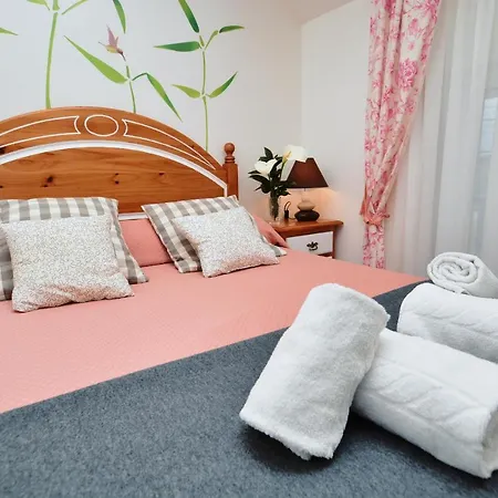 Apartman De Pilar - 7000 *